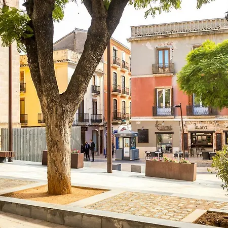 Estudios Ramon Llull *