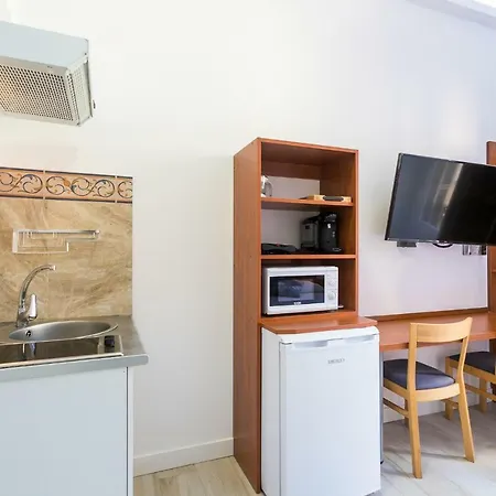 Estudios Ramon Llull Appartement *