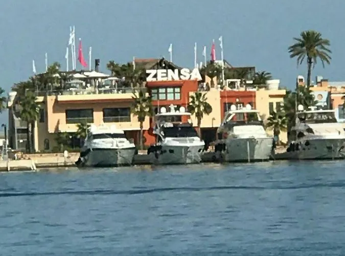 Estudios Ramon Llull Lägenhet *