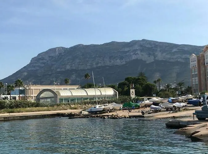 Estudios Ramon Llull Lejlighed *