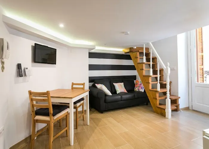 Estudios Ramon Llull Apartament